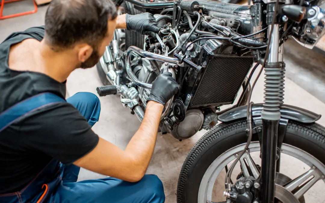 Se Precisa Mecánico de Motos