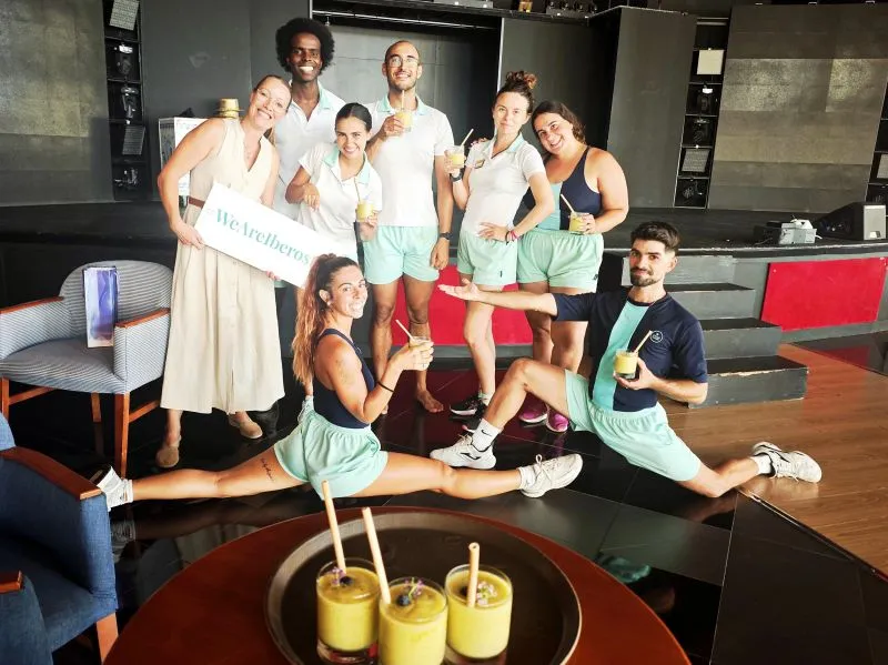 Se busca animador polivalente / bailarín