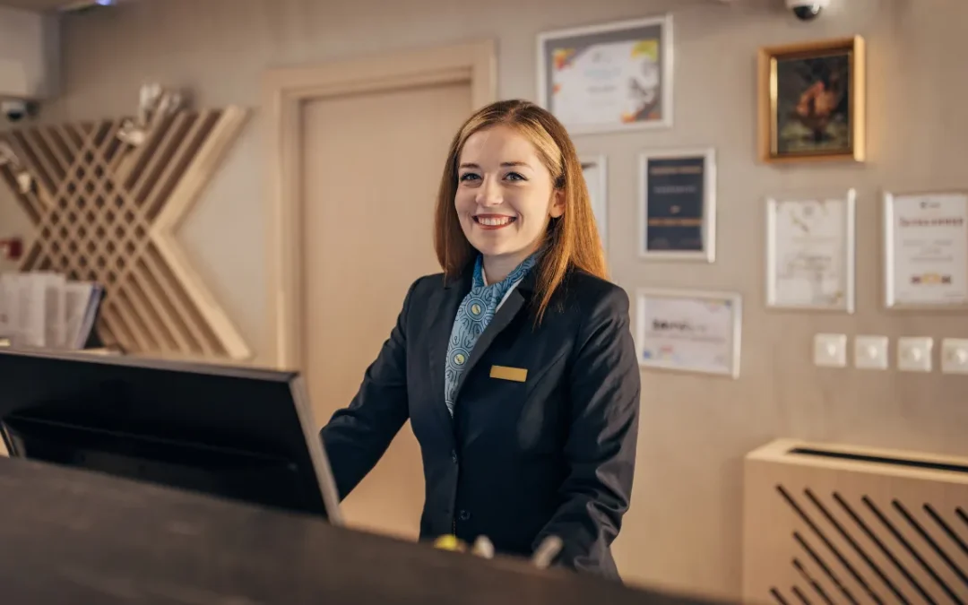 Buscamos Recepcionista a Tiempo Parcial