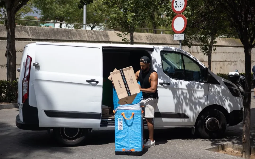 repartidor furgoneta