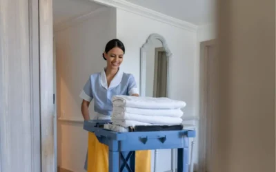 Se buscan camareros/as de pisos con experiencia.