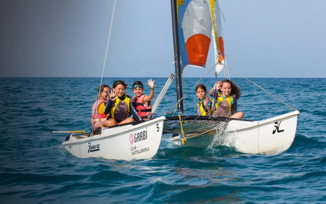 Se busca personal de limpieza para escuela de vela y surf en