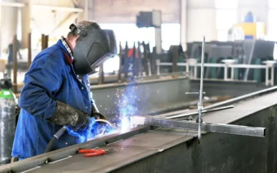 Se Necesita oficial de primera categoría en herrería