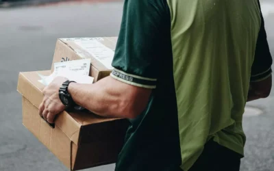 Se busca repartidor – Paquetería ligera