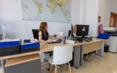 Se busca personal administrativo para gestoría