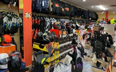 Se busca dependiente/a para tienda de accesorios de moto