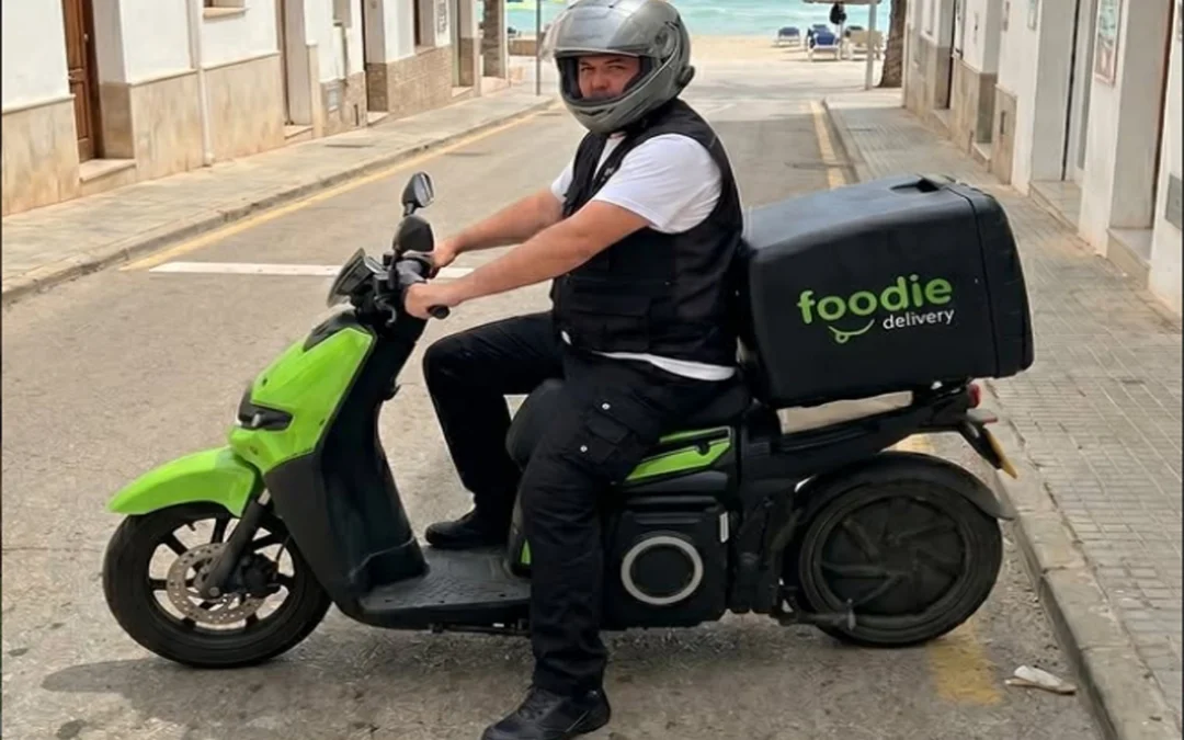 foodie delivery cala millor